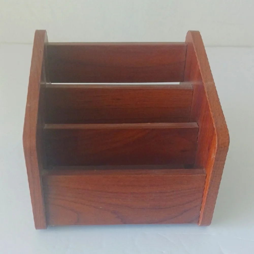 N/A elegant wooden